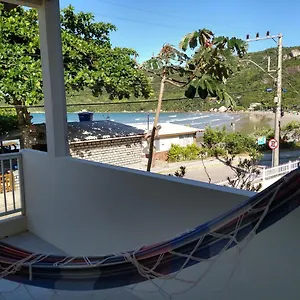 https://casa-beira-mar-mariscal-superior.santa-catarina-brasil.com