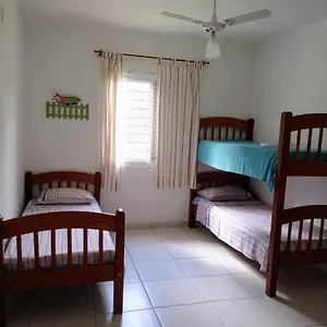 https://excelente-apartamento-a-duas-quadras-da-praia.santa-catarina-brasil.com